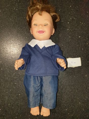 Vêtement pour poupée