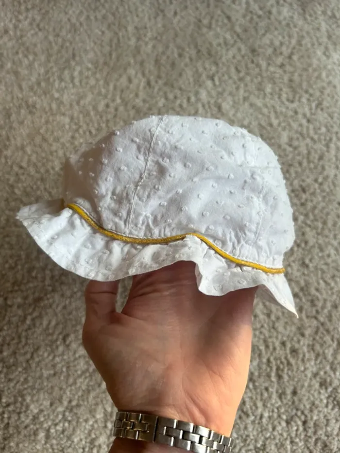 Chapeau bébé type bob blanc fille - 6 mois - photo numéro 2