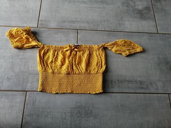 Haut d été taille 12 ans