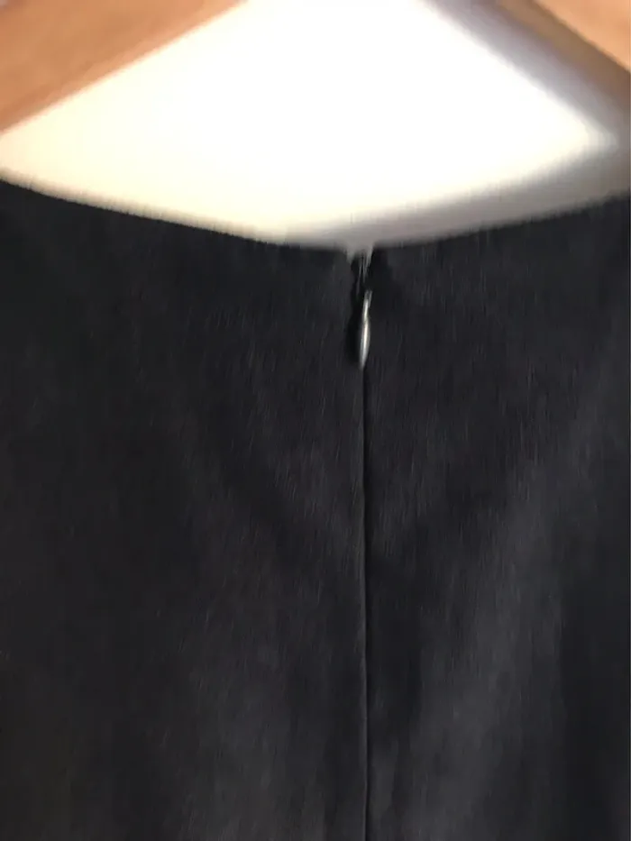 Robe chic sans manches Emma Pernelle taille 40/42 - photo numéro 7