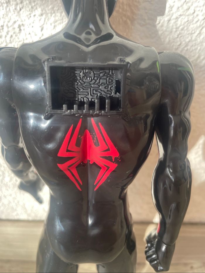 Figurine parlante Spiderman titan - photo numéro 4
