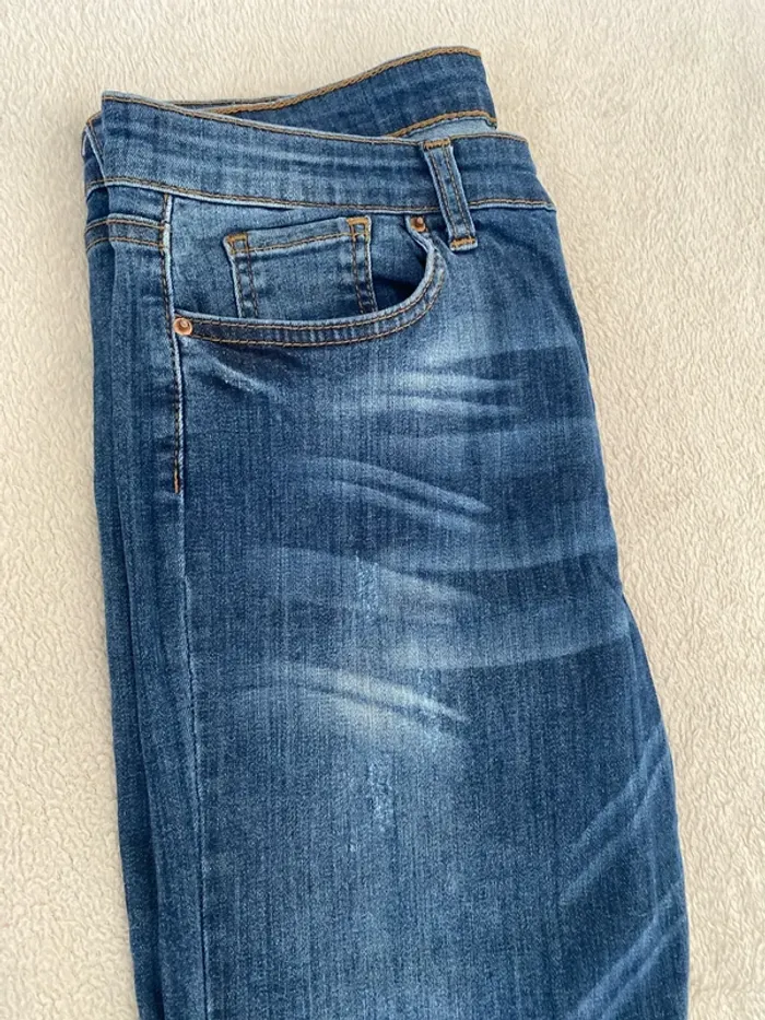 Jean slim taille 38 - photo numéro 3