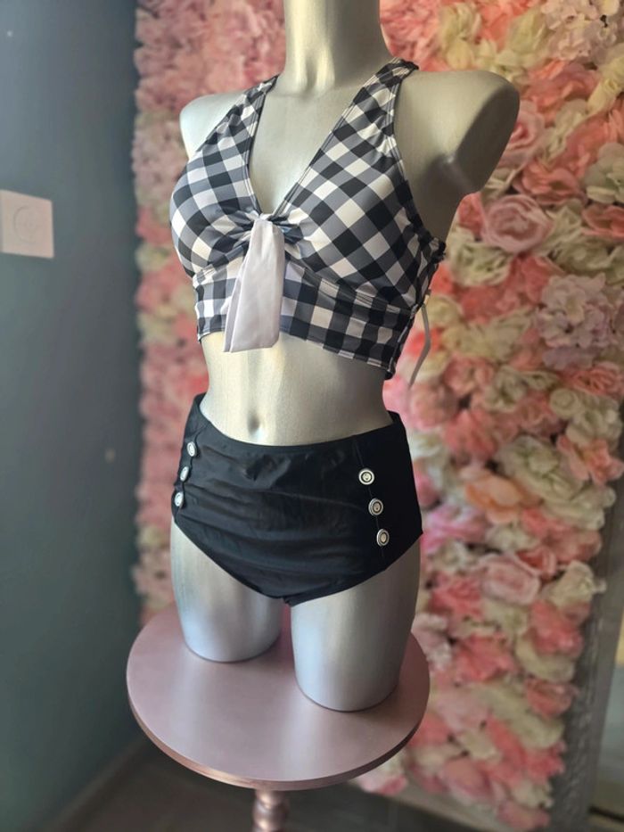 Maillot Neuf pin-up taille M - photo numéro 6