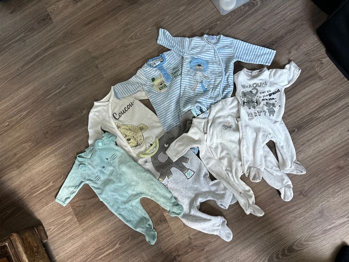 Lot de 7 pyjamas