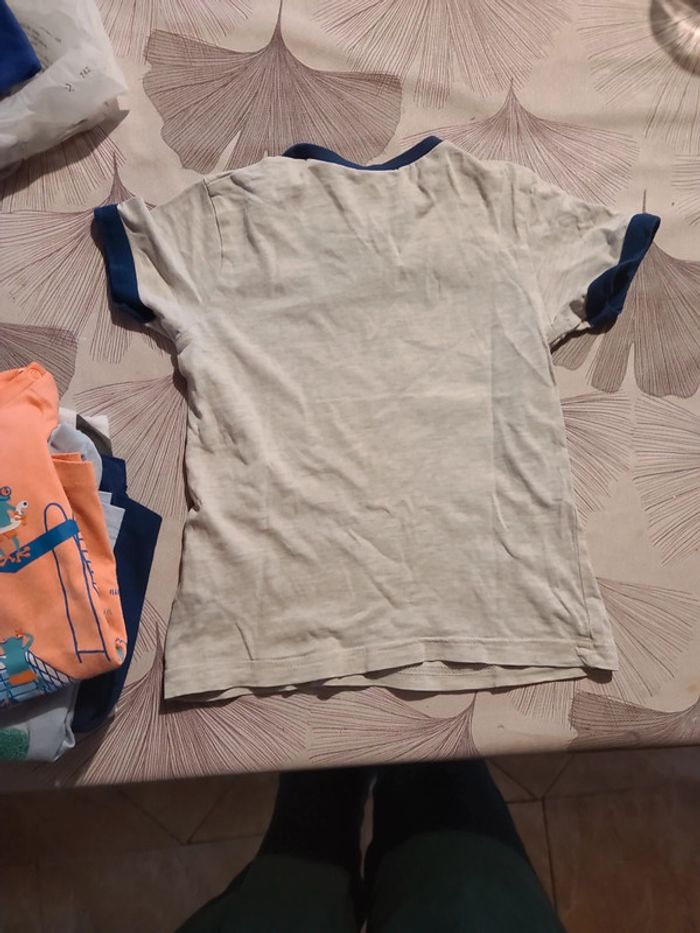 Lot 6 t shirt manche courtes - photo numéro 4
