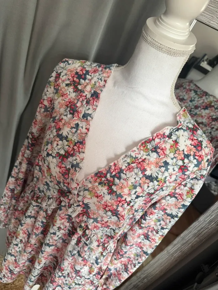 Blouse fleurie - photo numéro 2