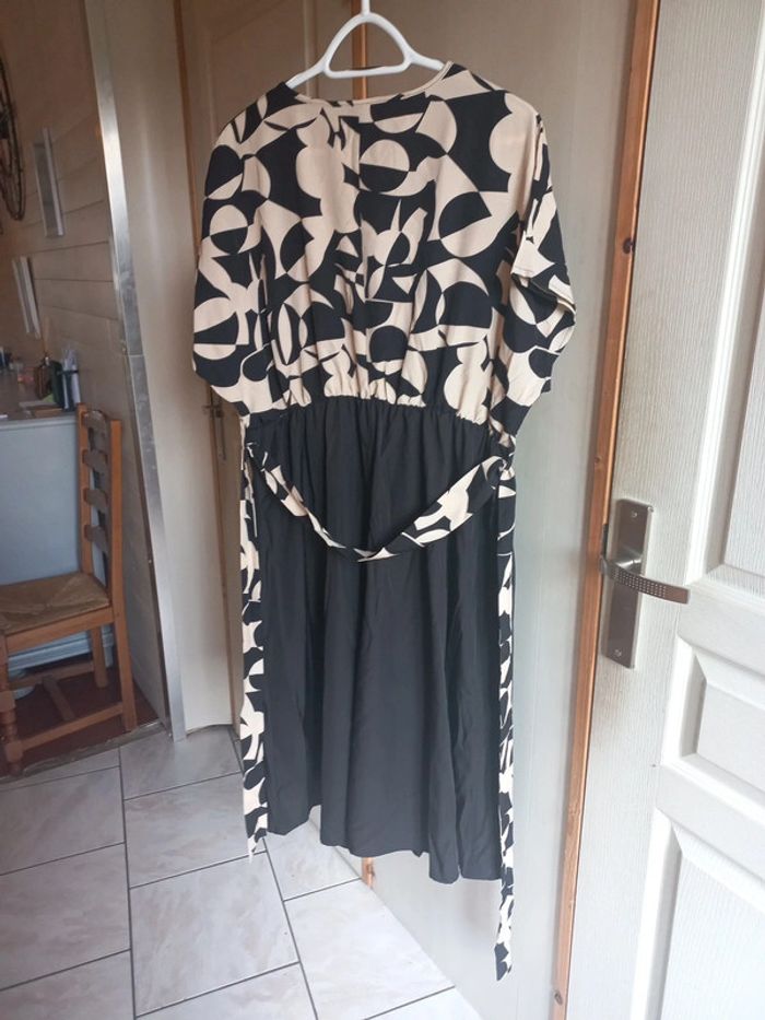 robe mi longue - photo numéro 7