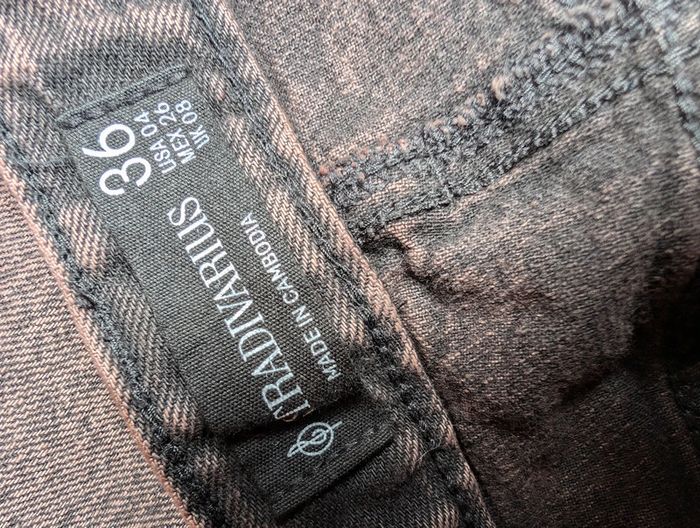 Jupe Stradivarius - photo numéro 3