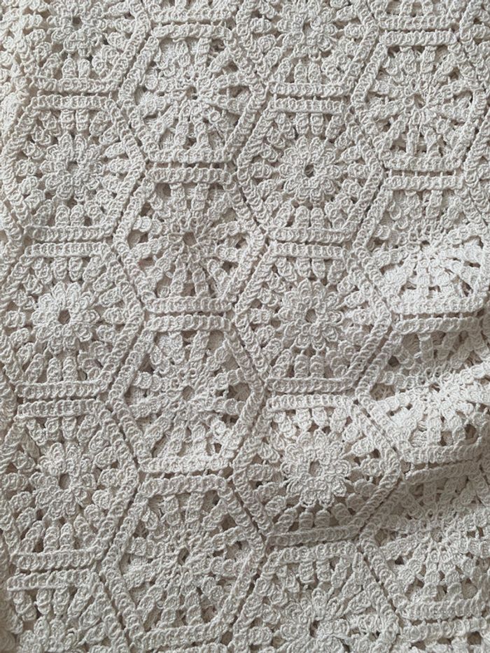 Tissu maille crochet Milos La tissuthèque LR - photo numéro 3