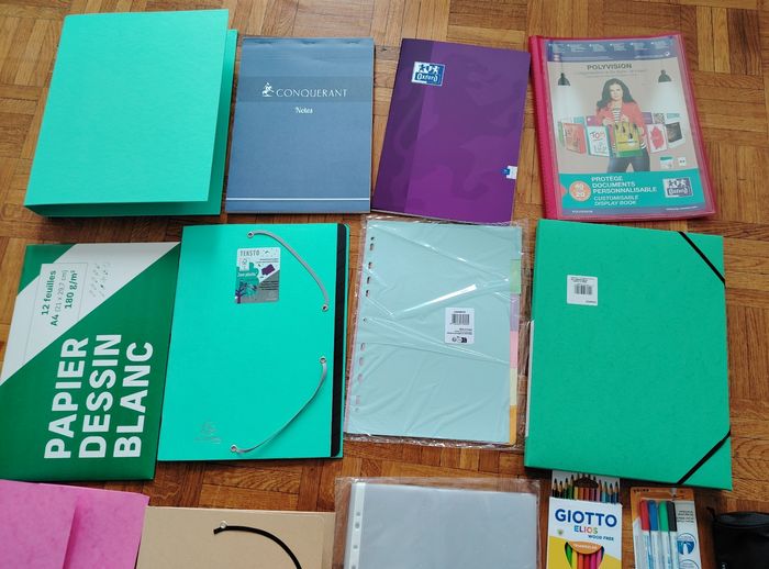 Lot fourniture scolaire - photo numéro 2