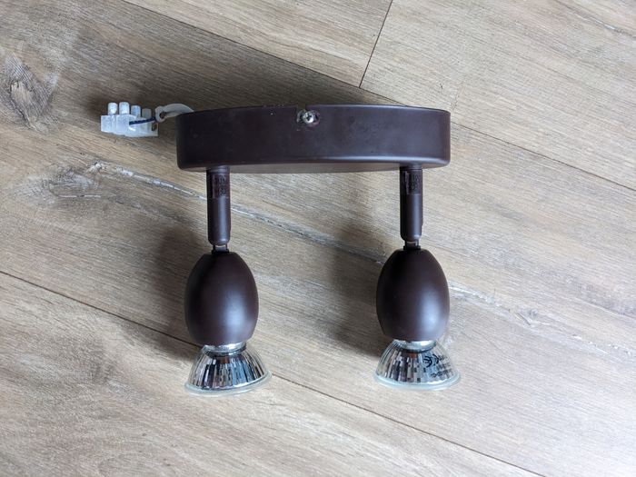 Double spot - photo numéro 2