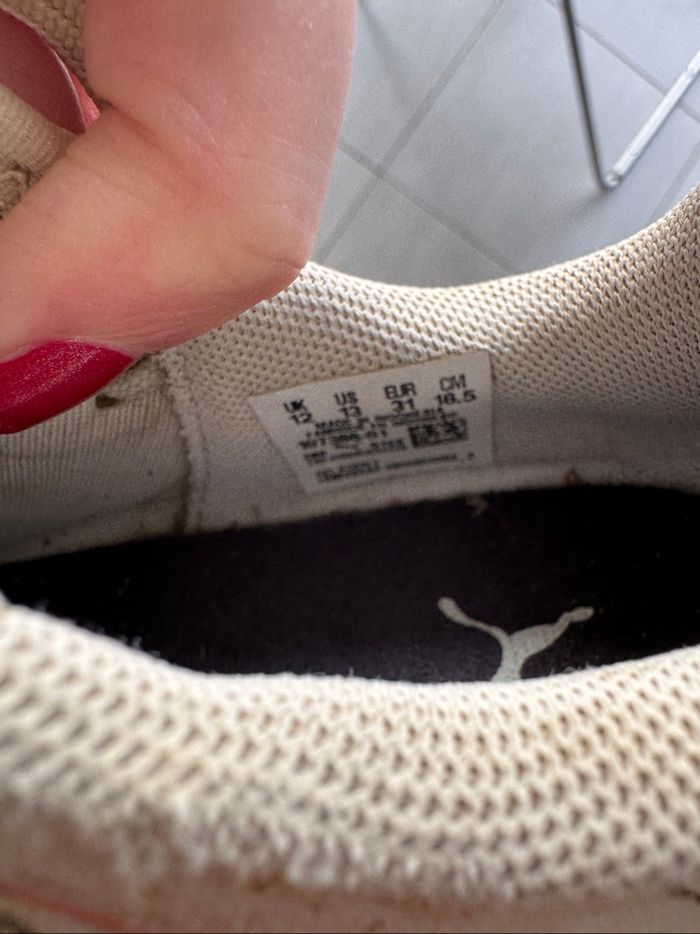 Chaussures de foot pointure 31 - photo numéro 5