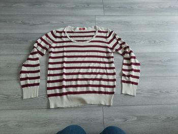 Pull raye beige/bordeaux