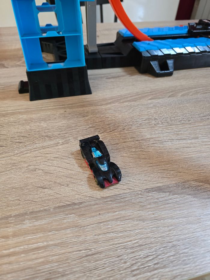 Circuit hot wheels altitude crash + voiture - photo numéro 8