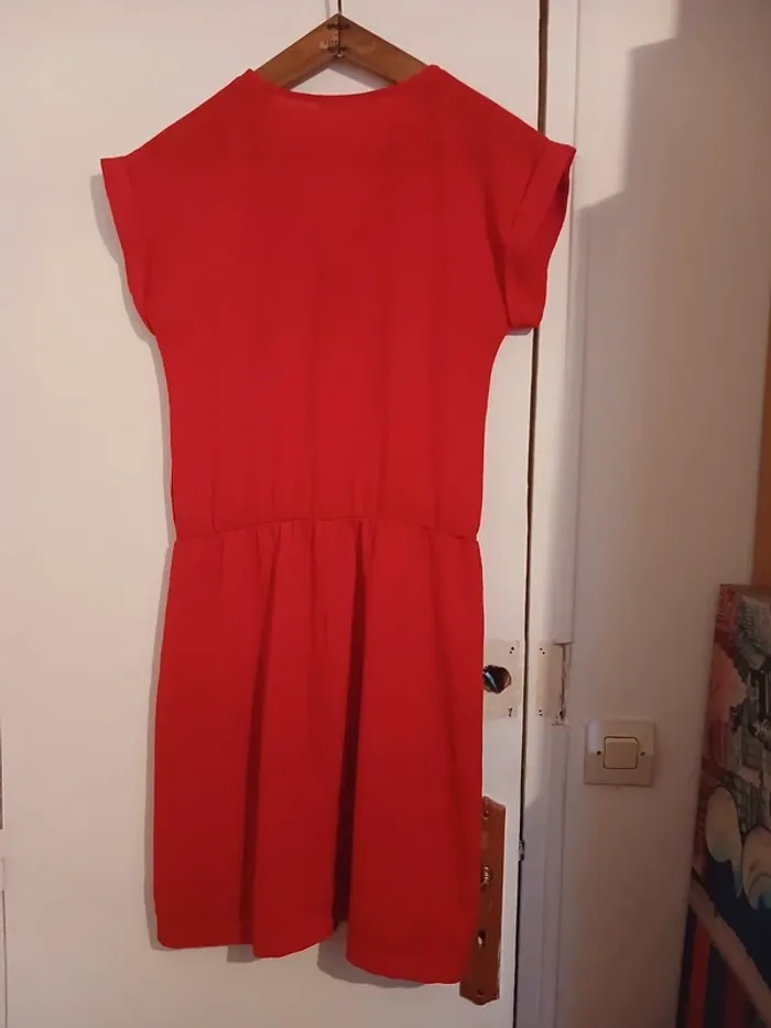 Robe rouge - photo numéro 3