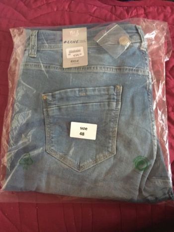 Jean MS Mode coupe Rose taille 48 neuf et emballé payé 35€