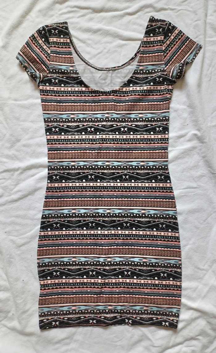 Robe Taille M très bon état - photo numéro 4