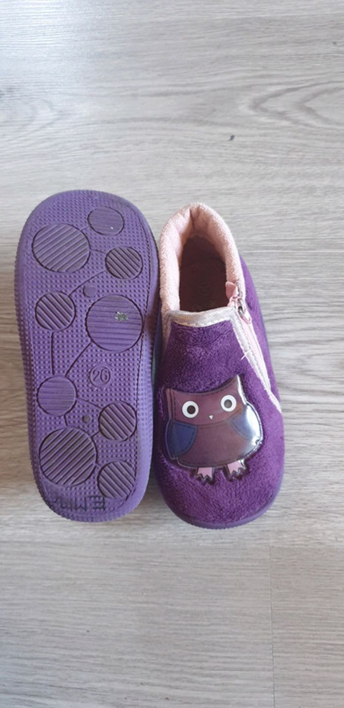 Pantoufle très bonne état - photo numéro 2