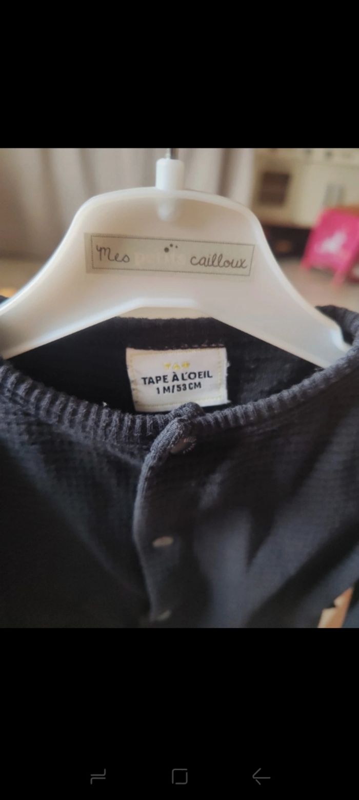 Gilet 1 mois - photo numéro 2