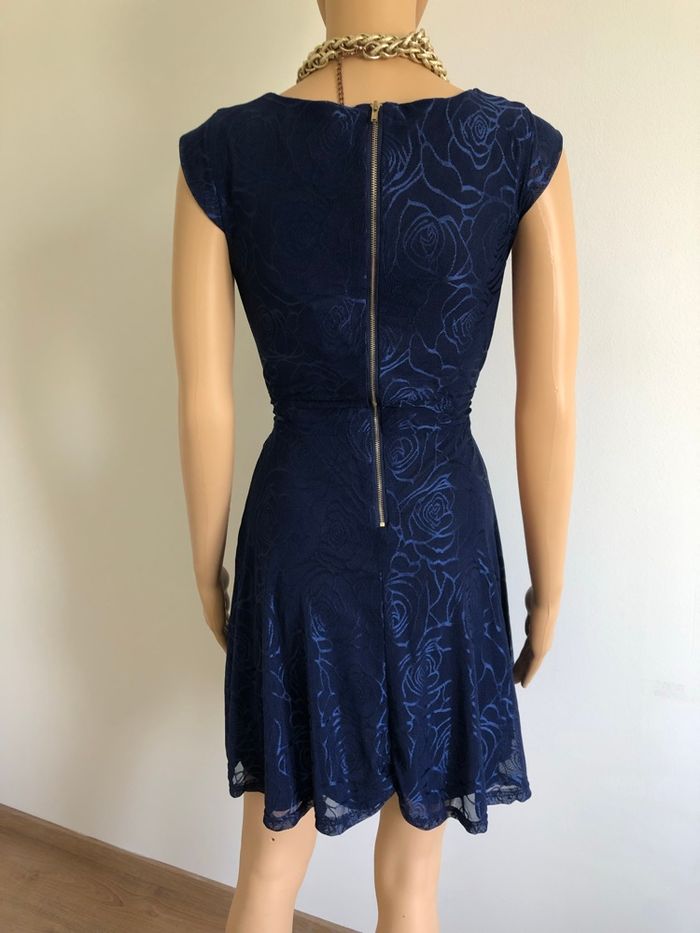 Robe bleue marine neuve sans manches Mela London taille 36 (valeur 45€) - photo numéro 5