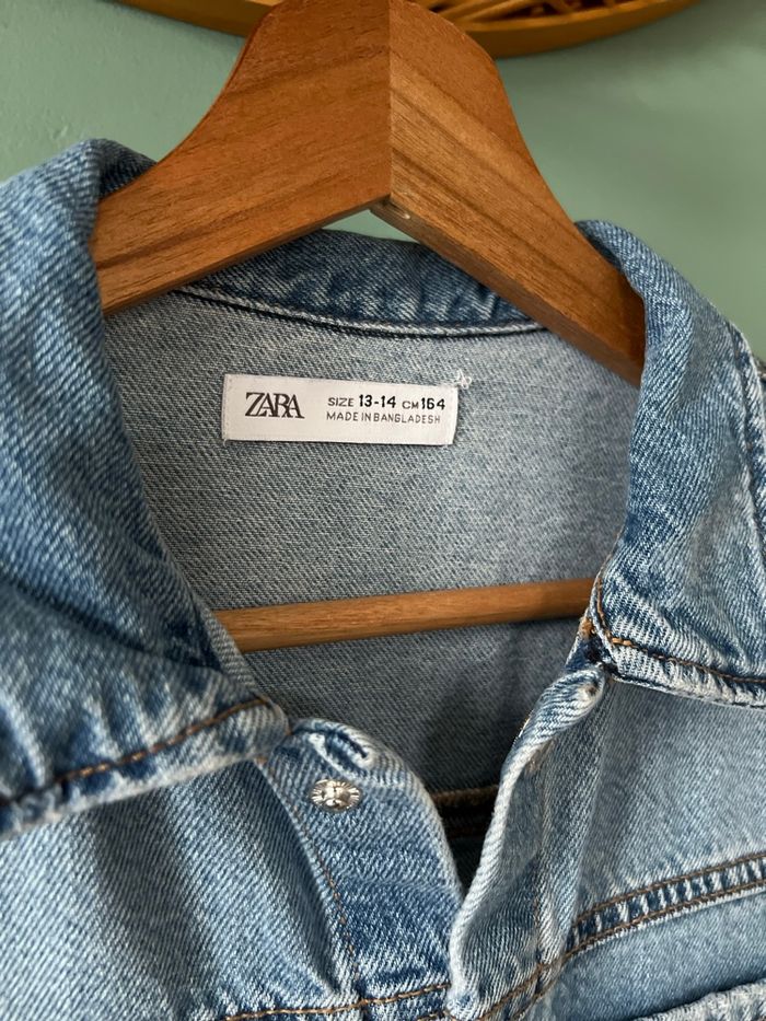 💙 Robe Chemise tendance en Jean Zara Patchwork – 13/14 ans (164 cm) / Convient XS-S - photo numéro 3