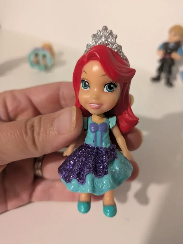 Lot de princesses Disney - photo numéro 9