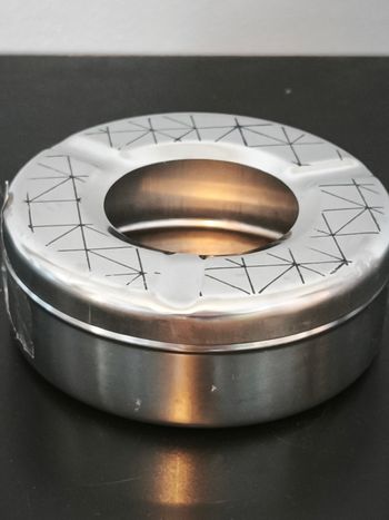 Cendrier de table en acier inoxydable 