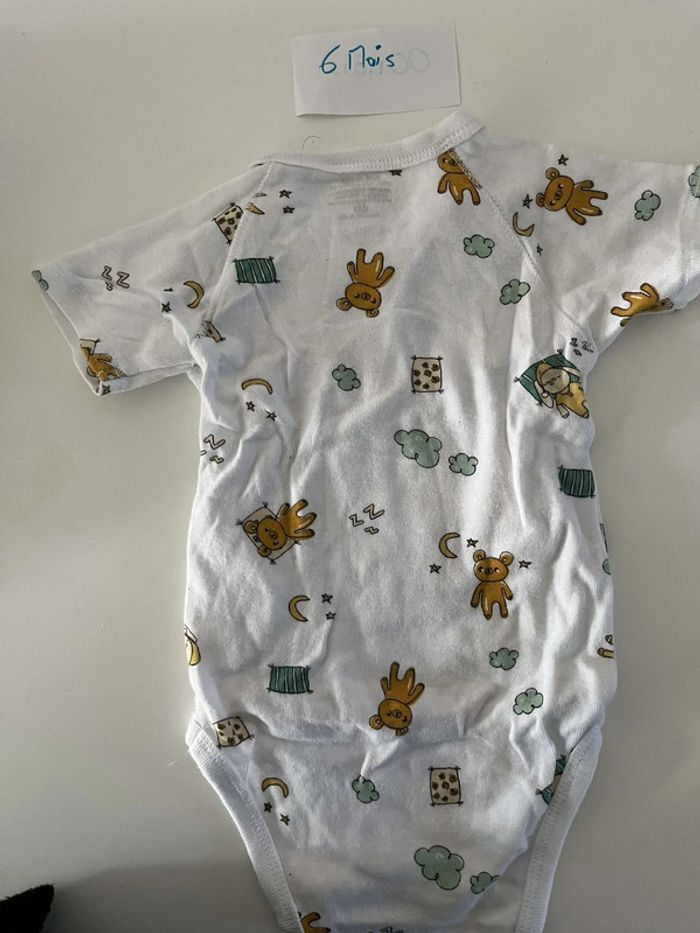 Lot 3 body MC kiabi 6 mois - photo numéro 2