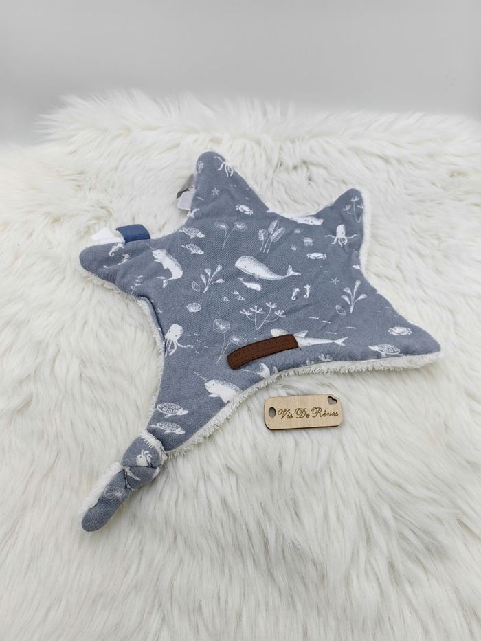Doudou plat étoile océan bleu Little Dutch