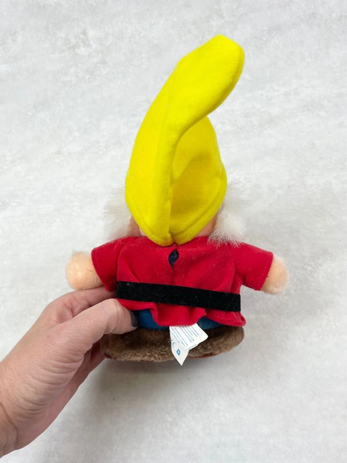 Peluche Disney Hasbro blanche neige nain Prof - photo numéro 7