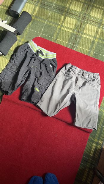 Lot bermudas taille 6 ans