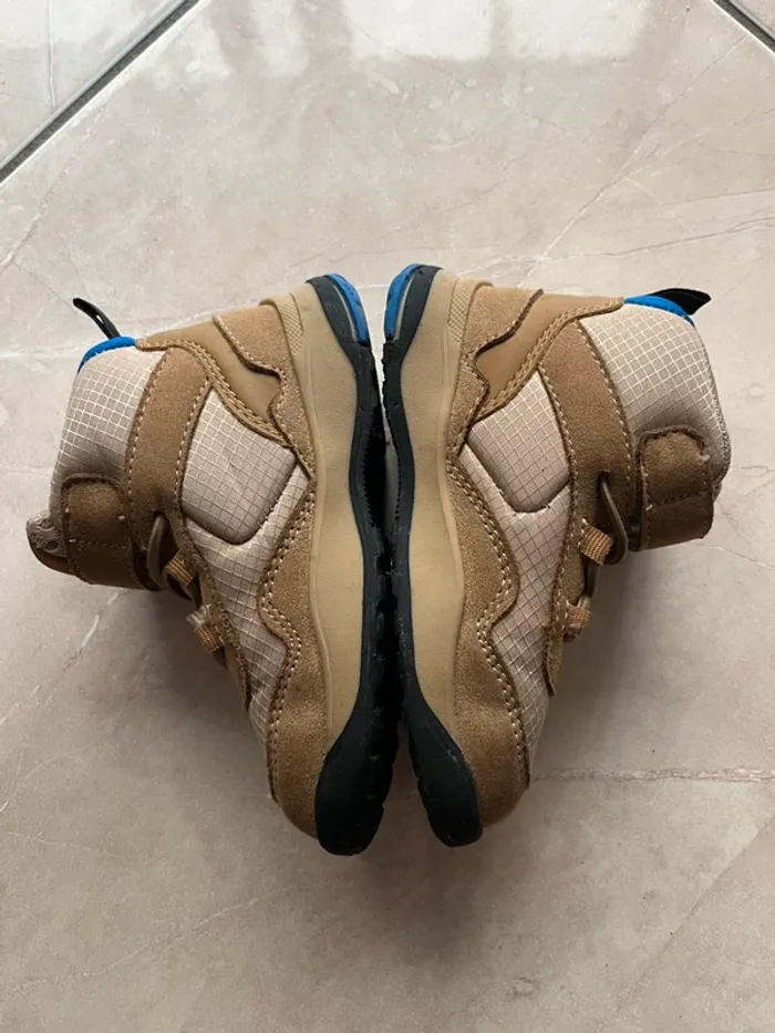 Chaussures enfant ZARA montantes marron/beige pointure 24 - photo numéro 3