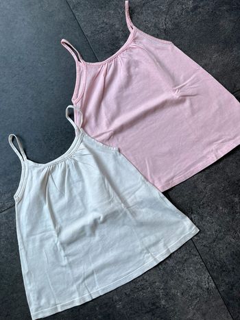 Top à fines bretelles rose clair 8 ans