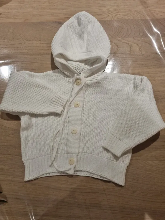 Gilet maille blanc fabriqué en Allemagne - photo numéro 2