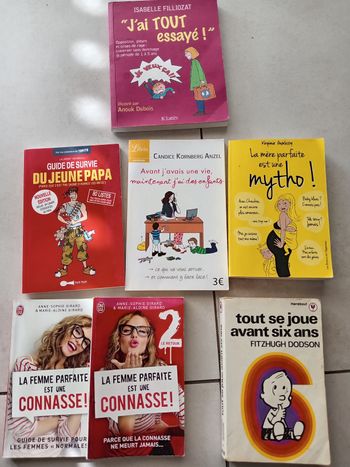 Lot de livres pour jeunes parents