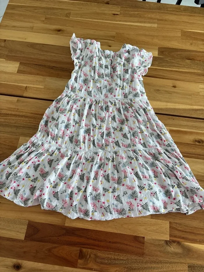 Robe papillons 🦋 - photo numéro 4