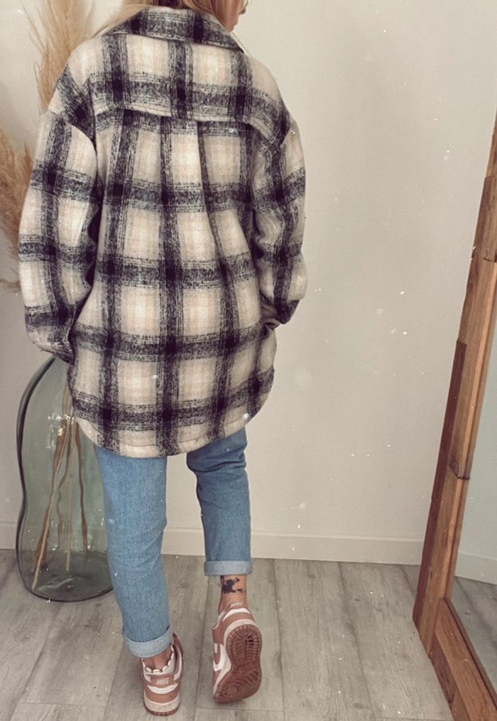 Veste manteau oversize à carreaux bershka - photo numéro 4