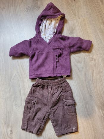 Gilet avec capuche + pantalon velours 1 mois 53 cm Obaibi