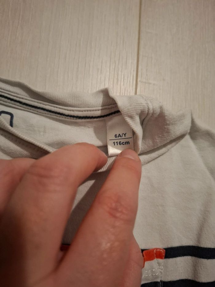 T shirt 6 ans - photo numéro 2