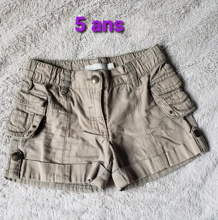 Lot de 5 vêtements filles taille 5 ans - photo numéro 5