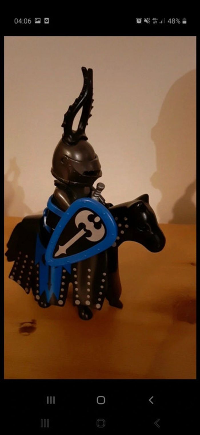 Playmobil chevalier bleu