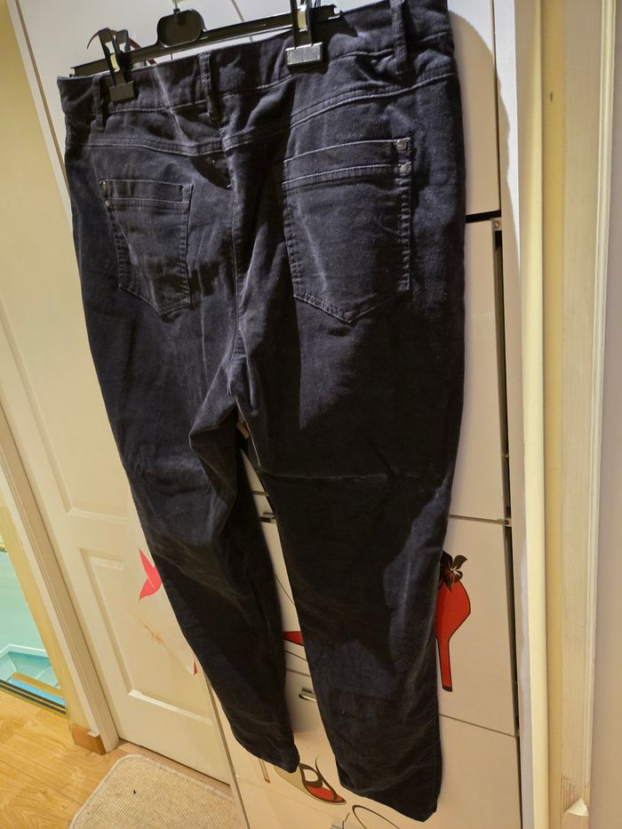 Pantalon velours gris T.44-46 C&A neuf - photo numéro 4