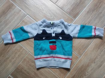 Pull 18mois