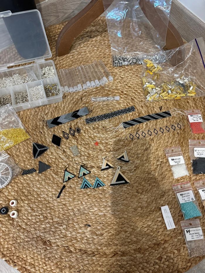 Lot création perles miyuki avec accessoires et feuilles croquis - photo numéro 10