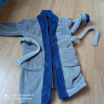 Peignoir  taille 4ans