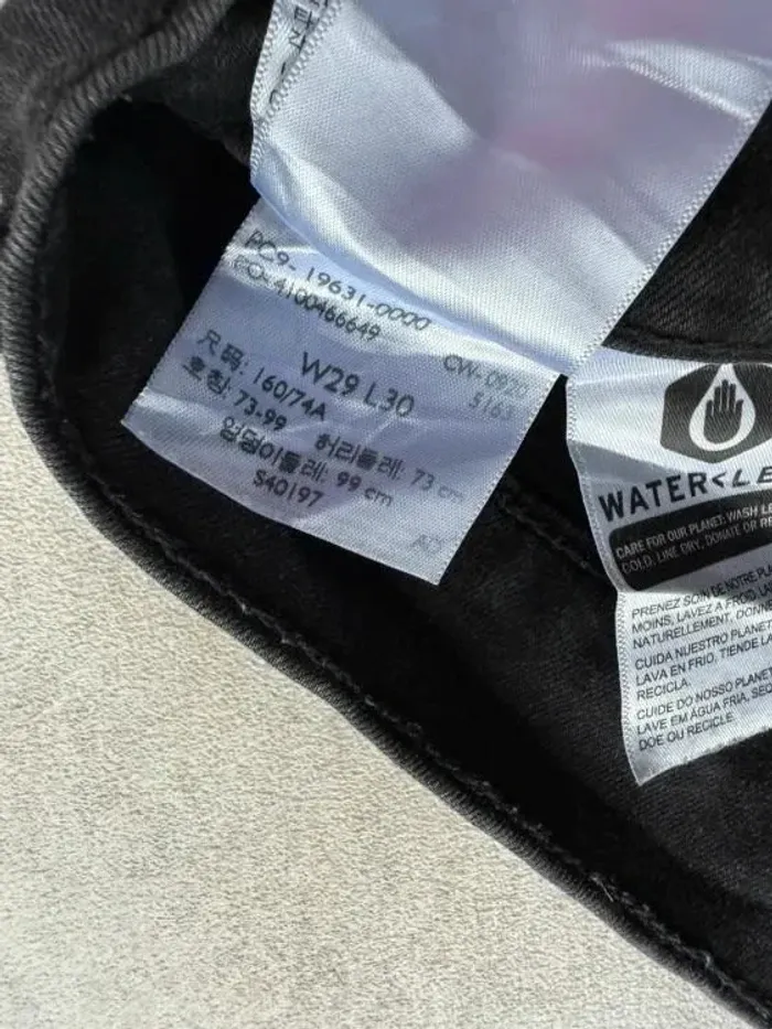 Jeans Levi's 314 W29 FR38 L30 coupe droite noir Femme Women pan558b - photo numéro 7