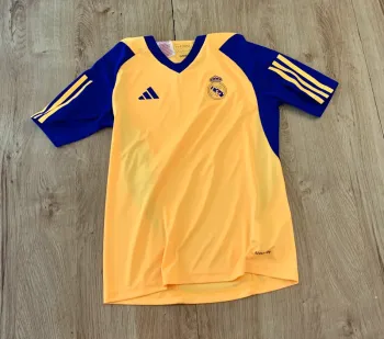 Maillot entraînement réal Madrid