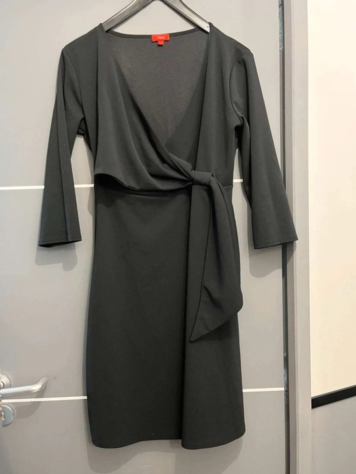 Robe noire  XL 42 neuve femme