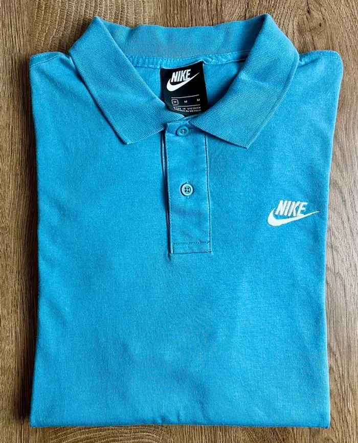 Polo/chemise/t.shirt bleu Nike (brodé) pour homme, taille M