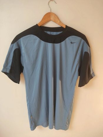 🍀tee-shirt de sport Nike taille XL🍀